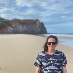 Meet your Posher, Elyse